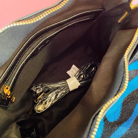 NWT Black BEBE Bag - Picture 10 of 12